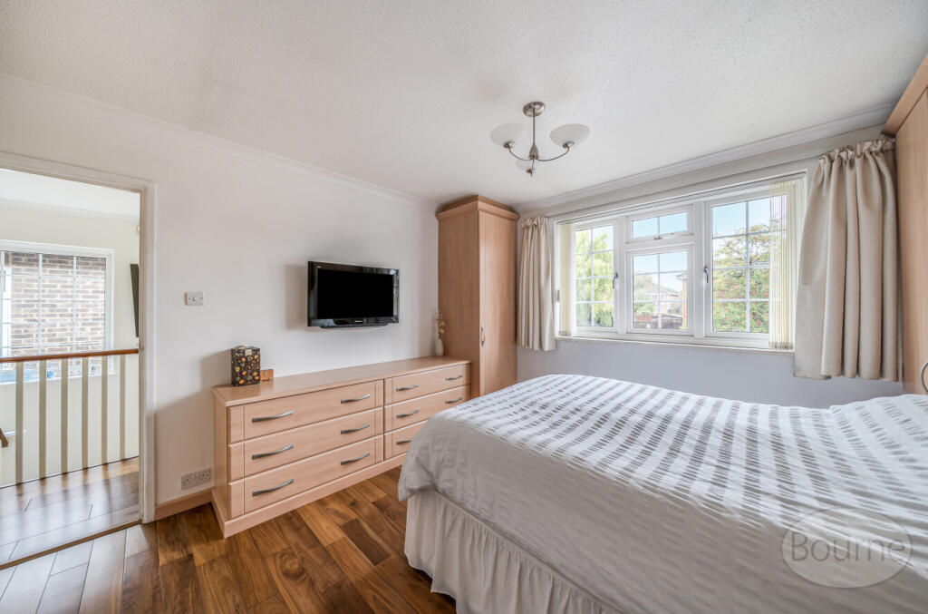 9d8c6015-42fc-4f2...