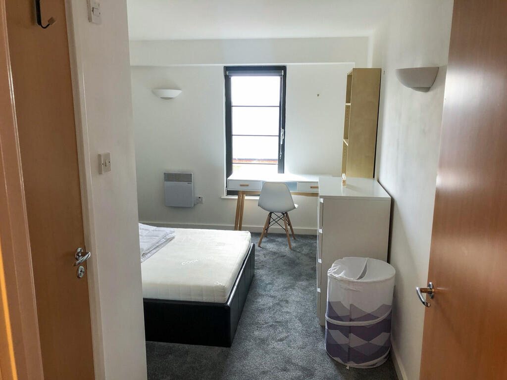 Room_1-2