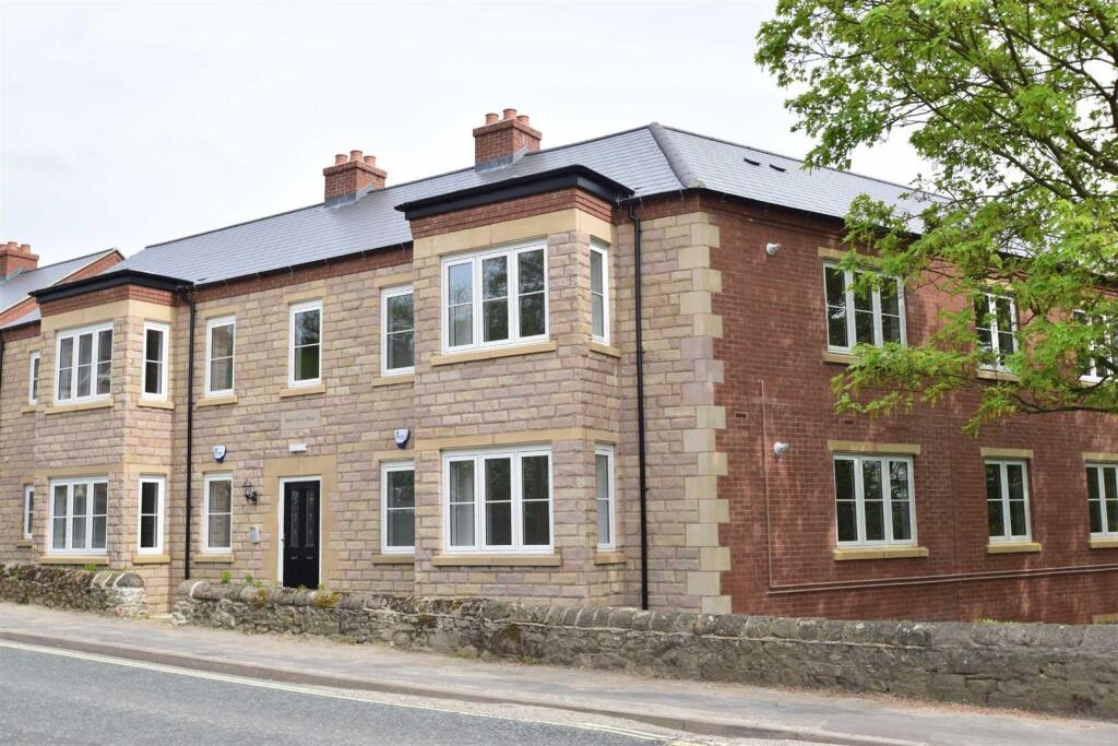 Flat 4 Hubert Doxey House.jpg