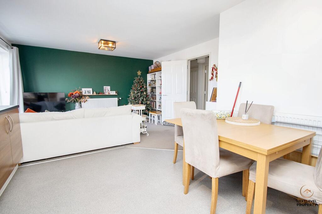 Lounge and Kitchen Area