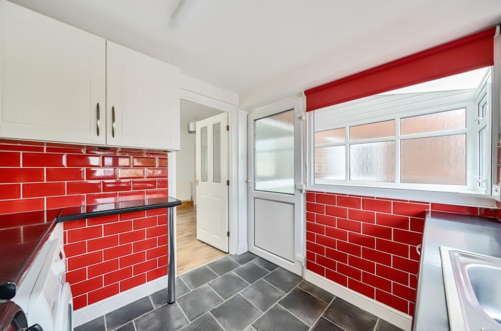 EweMove Harrogate Kitchen