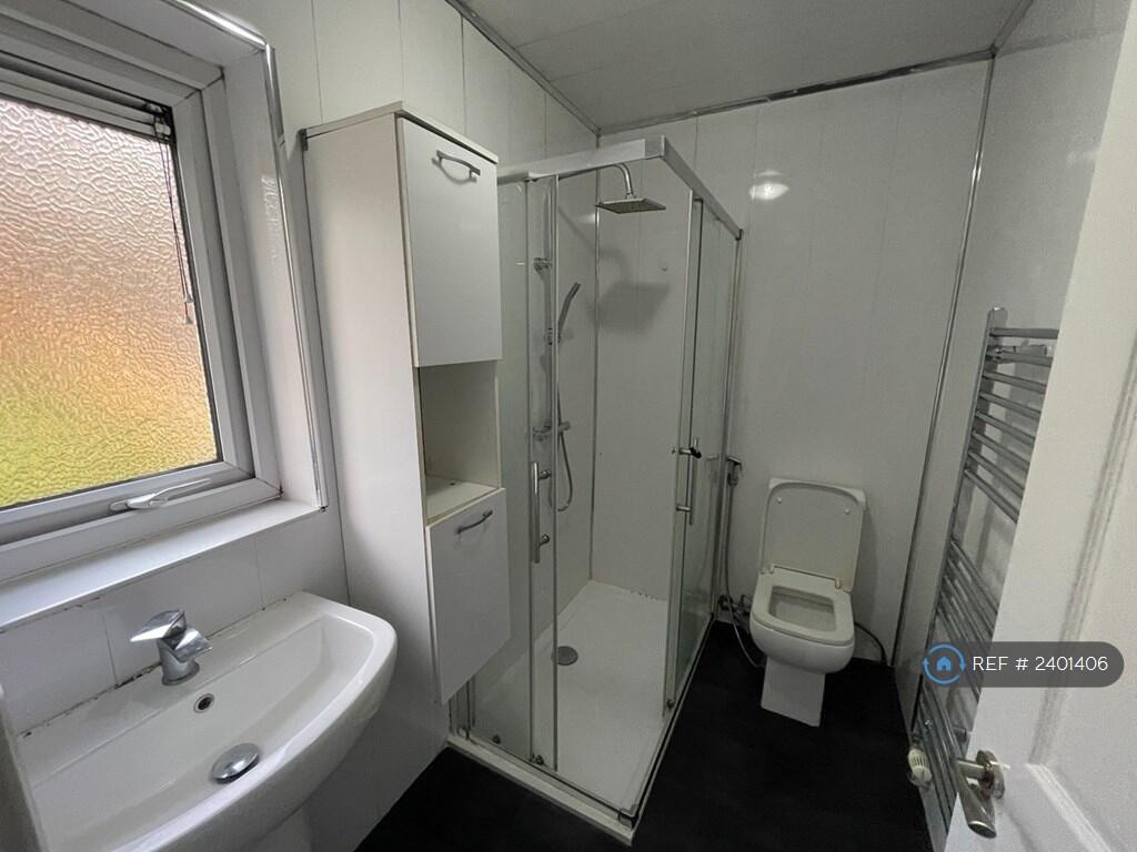 Upstairs Bathroom