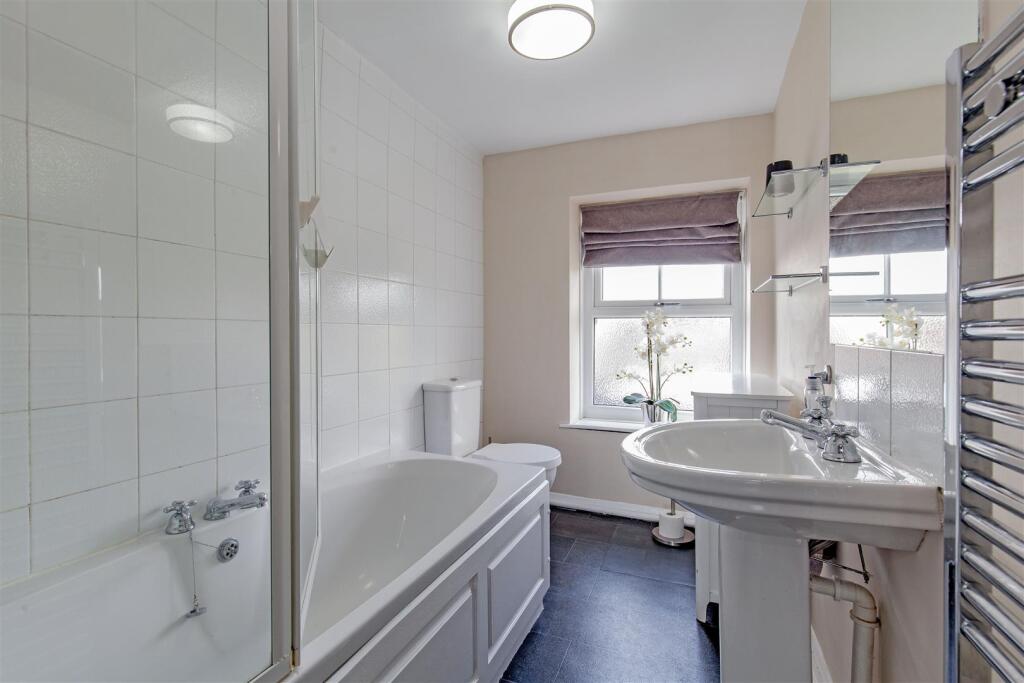 Bathroom-2.jpg
