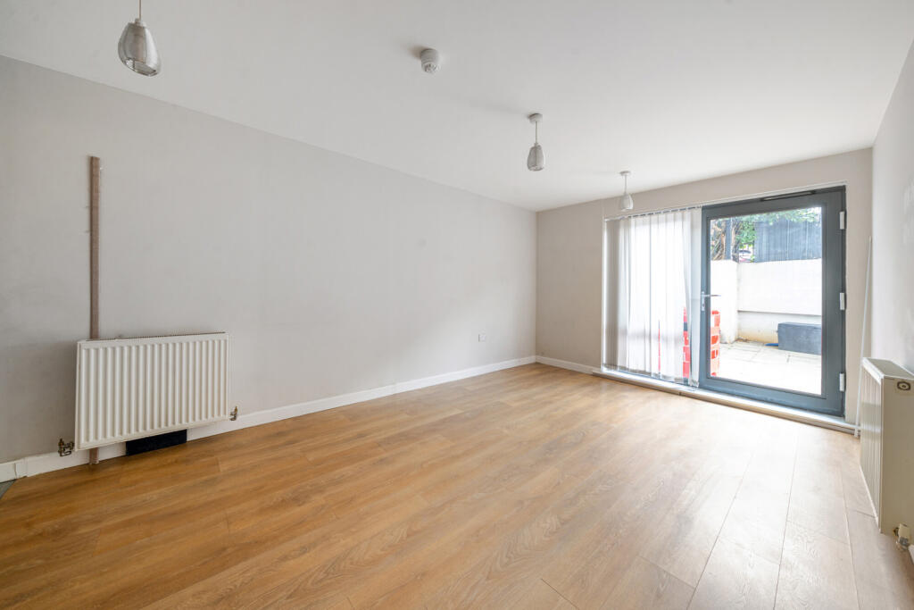 1317675-9-685eb4c...