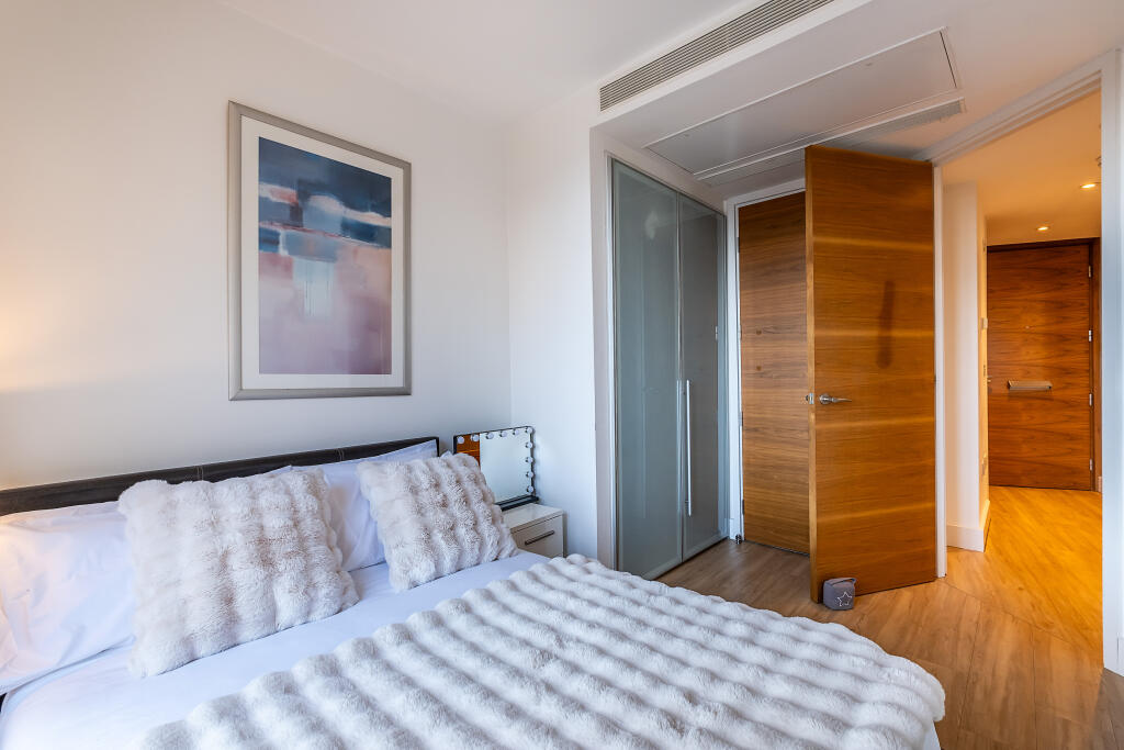 Bedroom with fitted storage
