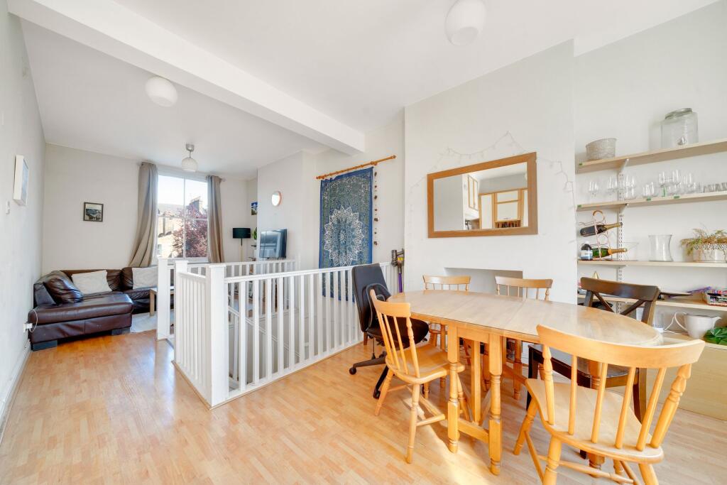 Kitchen/ Dining Area