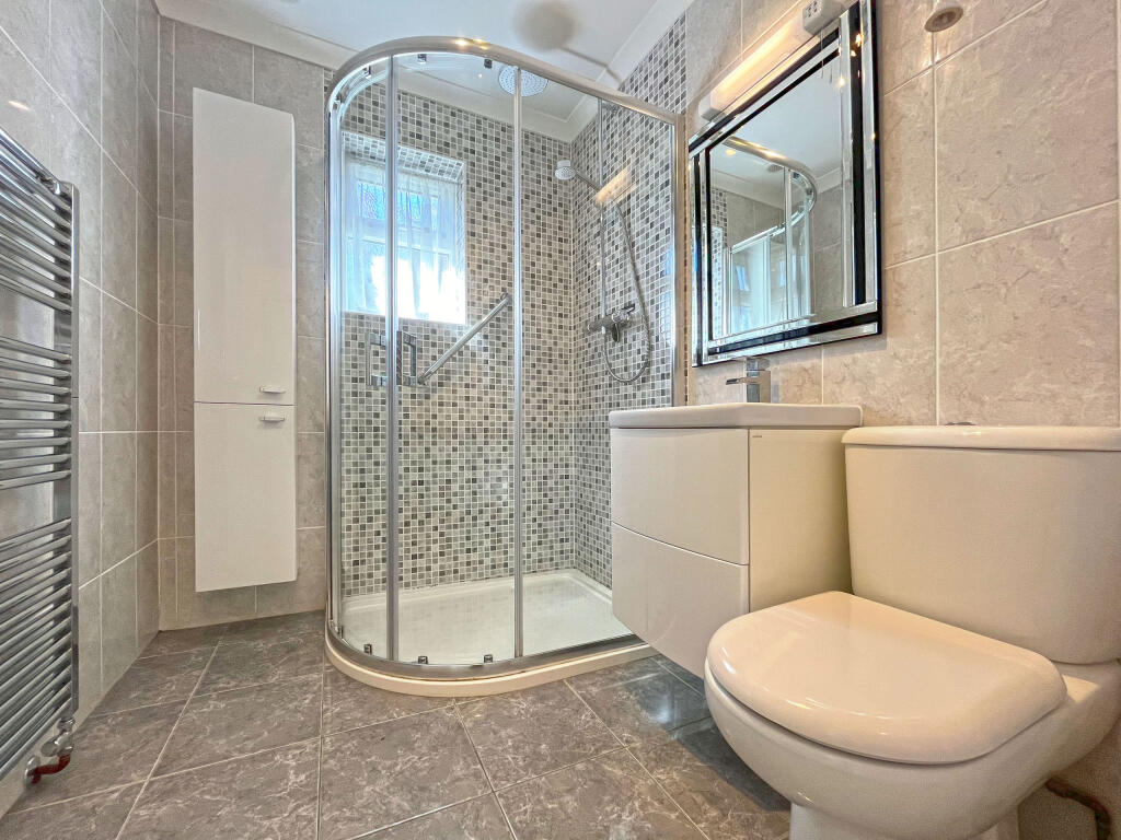 32_bath 2 b
