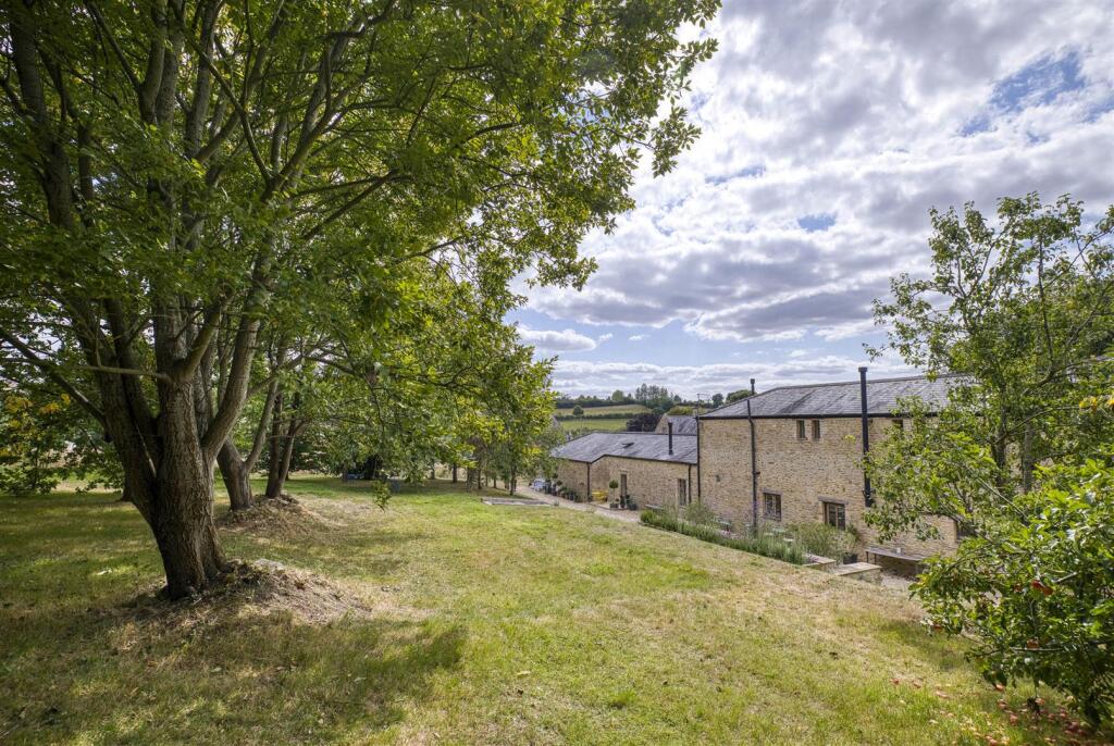 Church Barn, Batcombe (August 25)-40.jpg