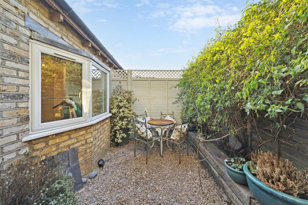 Devonshire Passage, W4 - FOR SALE
