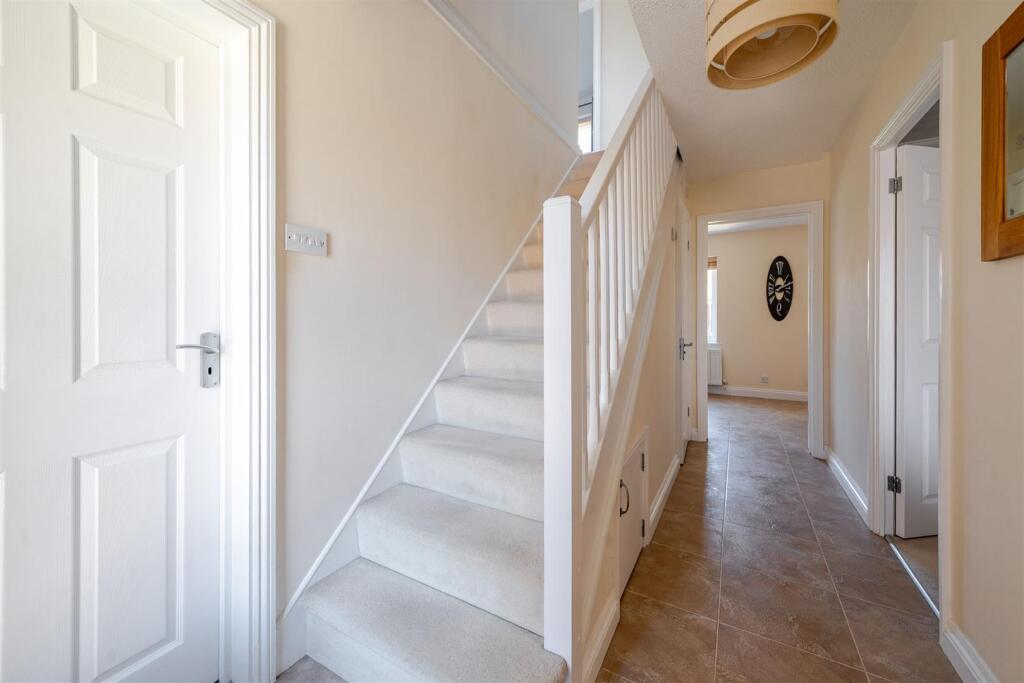 44 Docklewell Close, Towcester (37).JPG