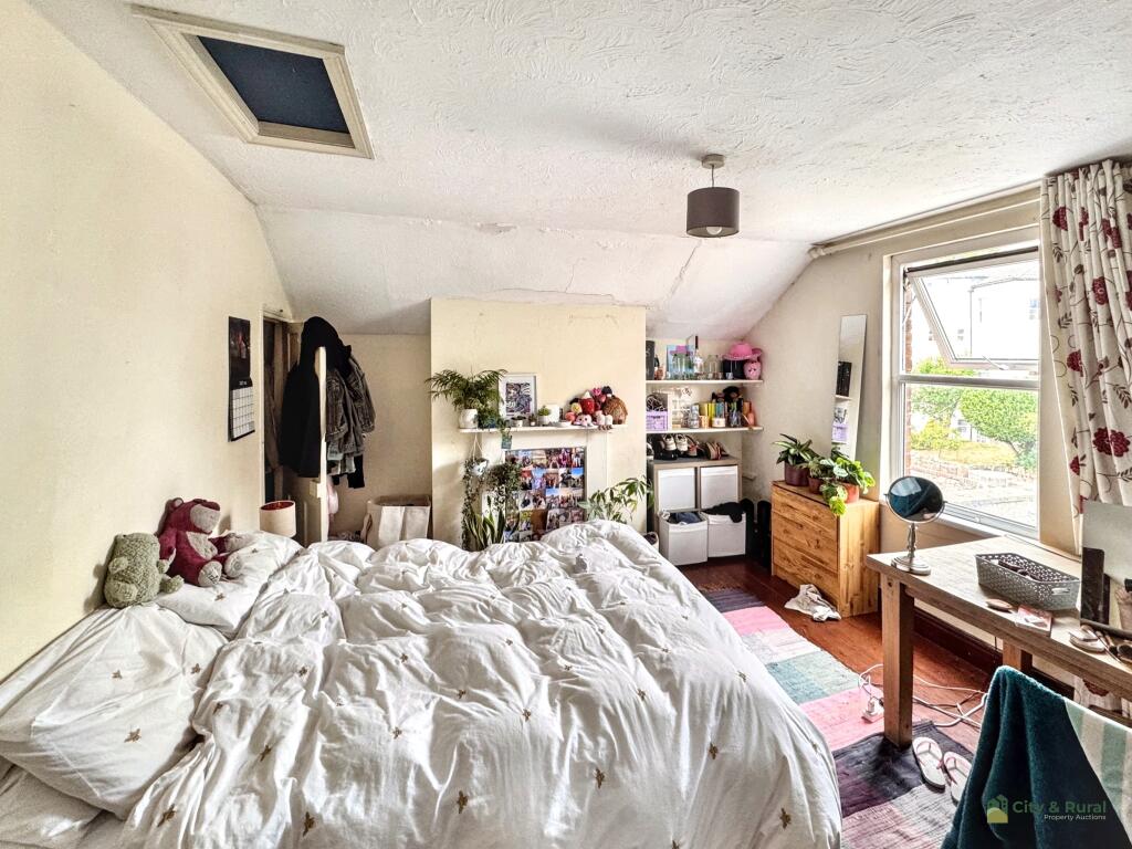 Bedroom 4 T202507221241.jpg