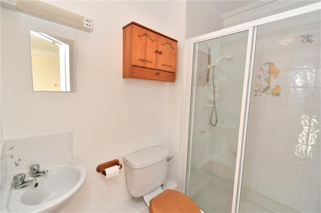 En-Suite Bedroom 1