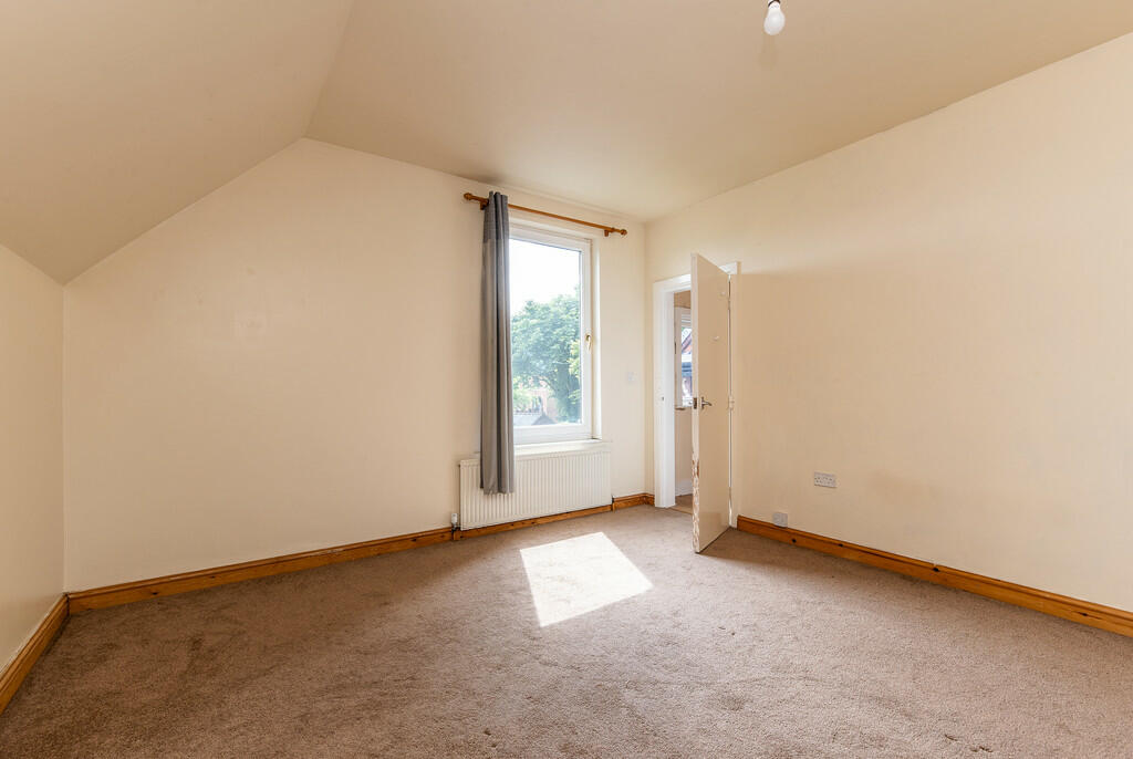 2-325 Woodborough...