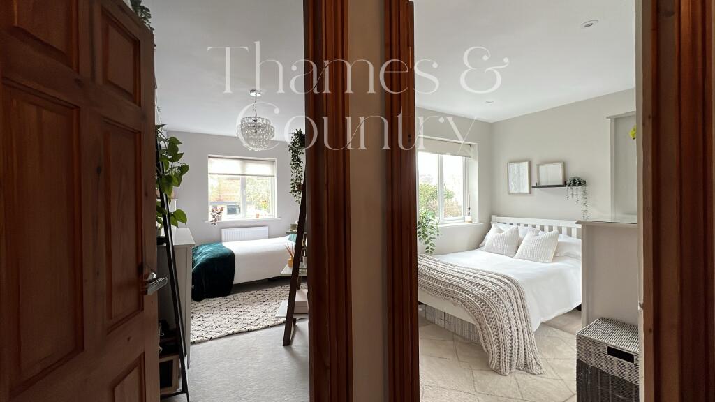 Bedrooms 3 &amp; 4