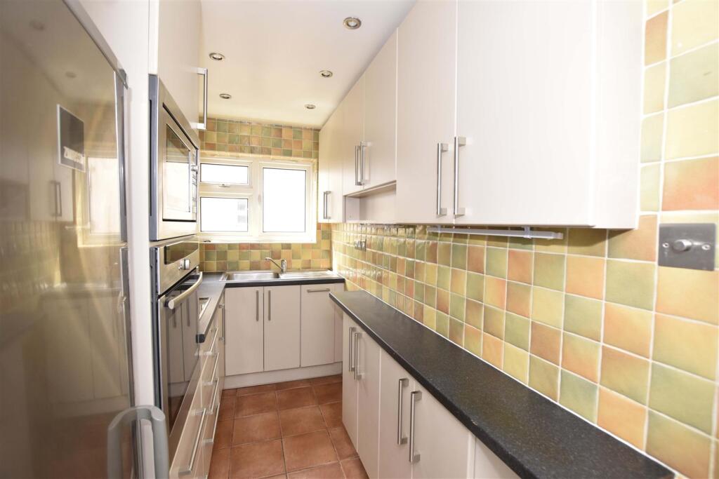 Kitchen.jpg