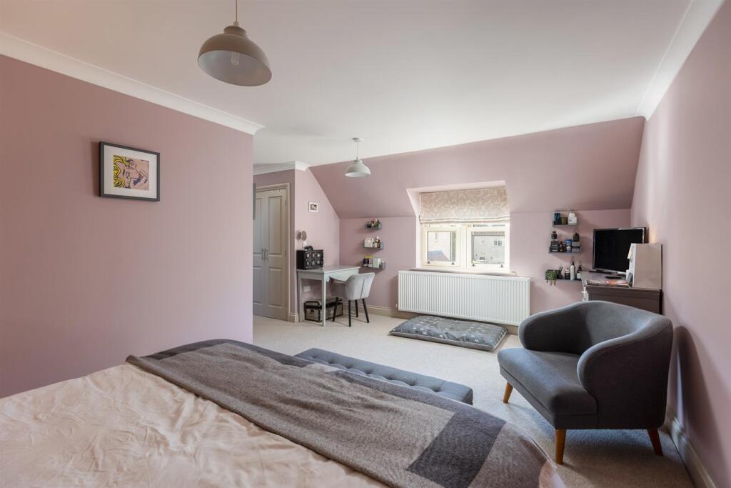 Principal Bedroom Suite