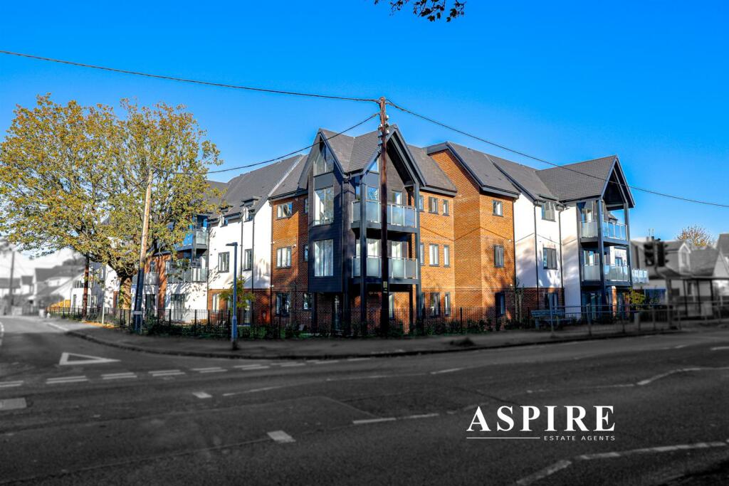 Aspire Estate Agents1003.jpg