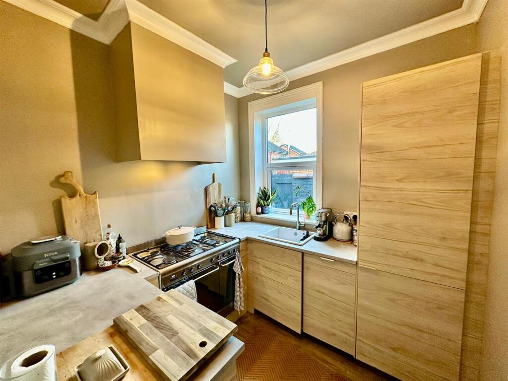 WhatsApp Image 2025-11-16 at 15.24.32_26f35e1f.jpg