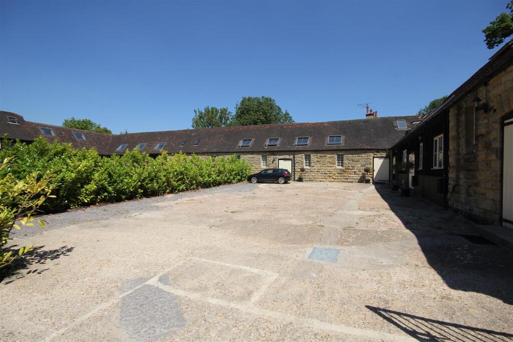 East Barns External 2018 (3).JPG