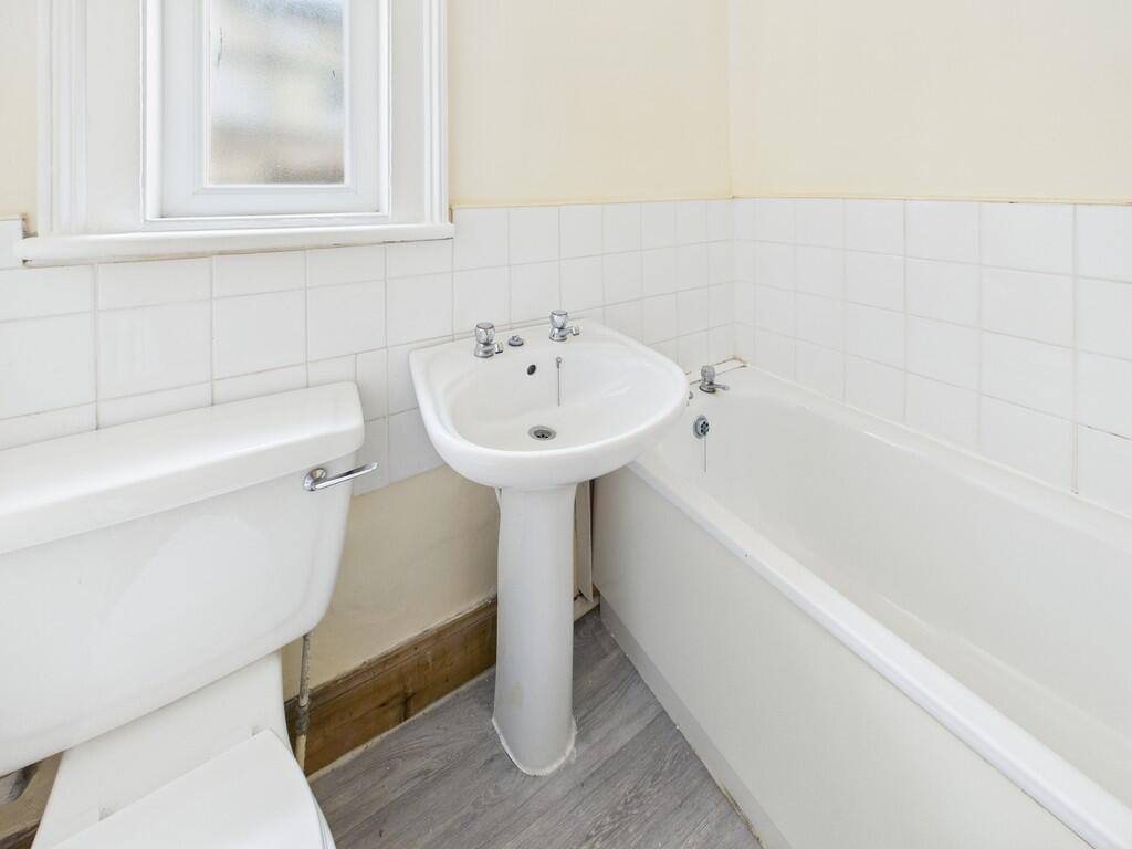 CAM03974G0-PR0223...