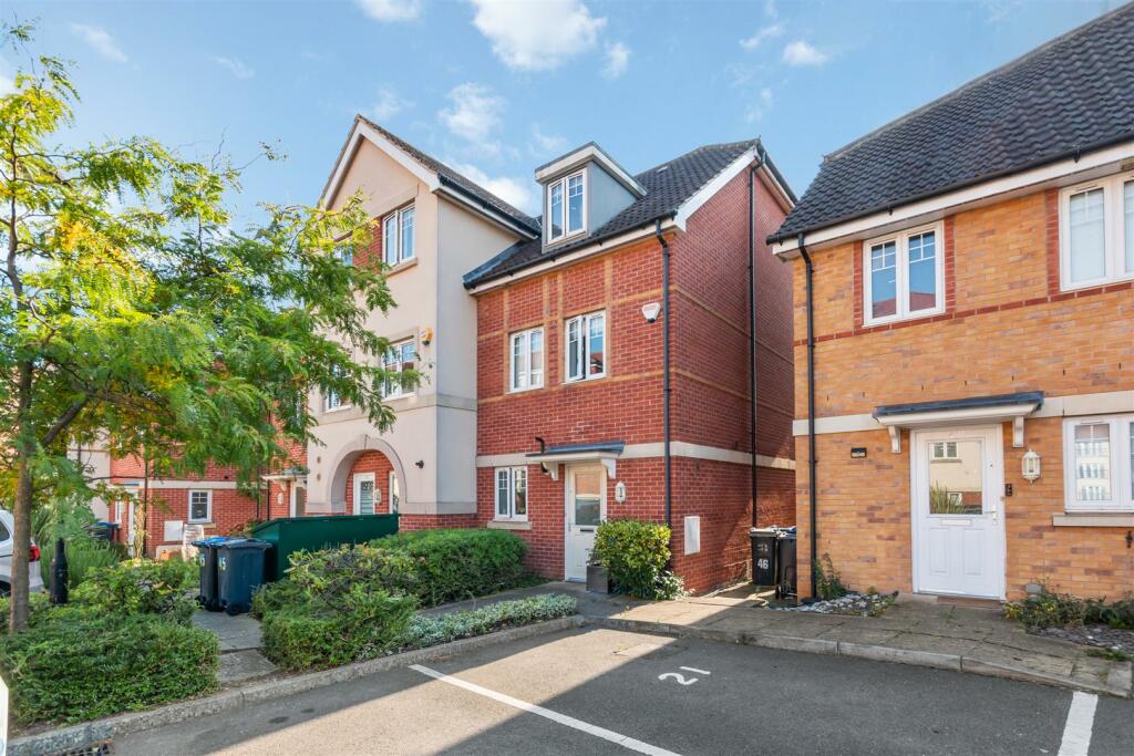 Schoolgate Drive