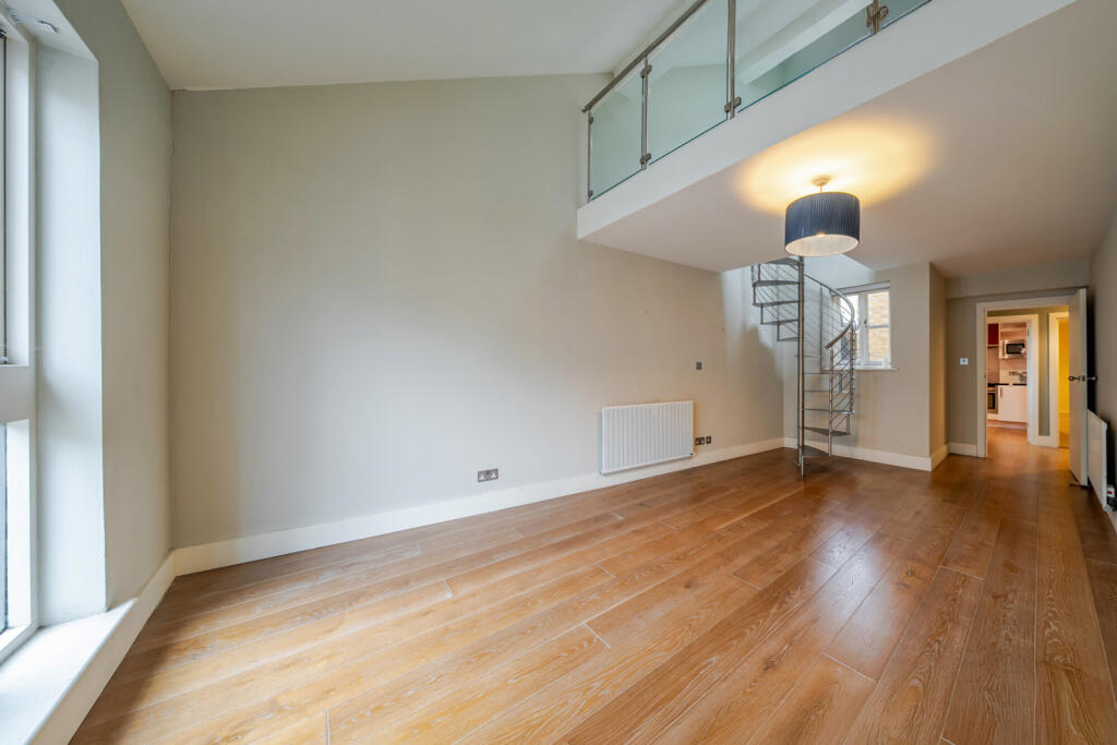 1393776-8-6943e40...