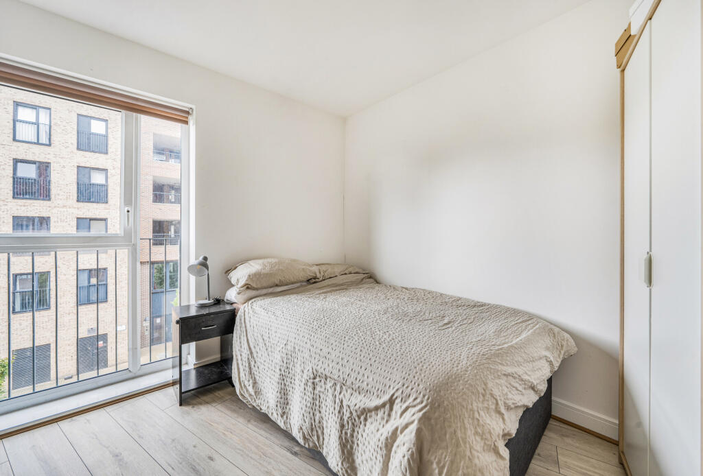 1340493-21-68a2f1...