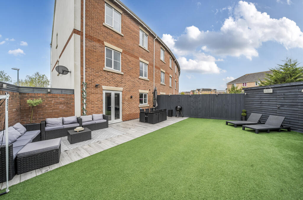 1354638368c2e15c146a8