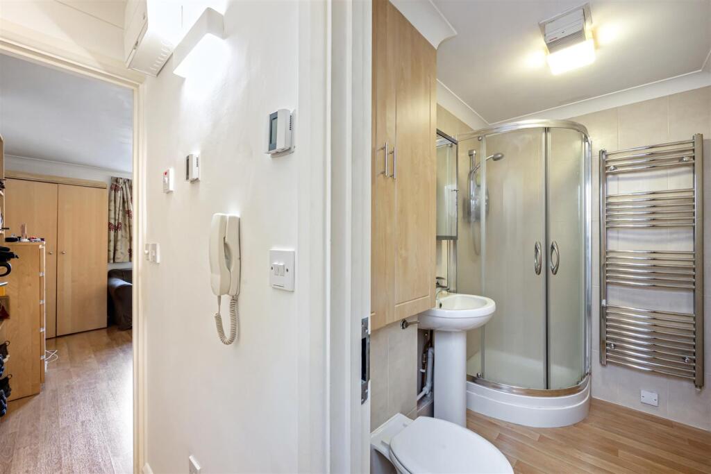 Edward Street, The Design Quarter, 3-011.jpg