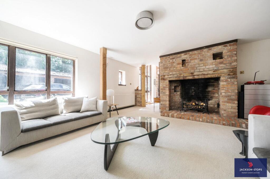Sitting Room B