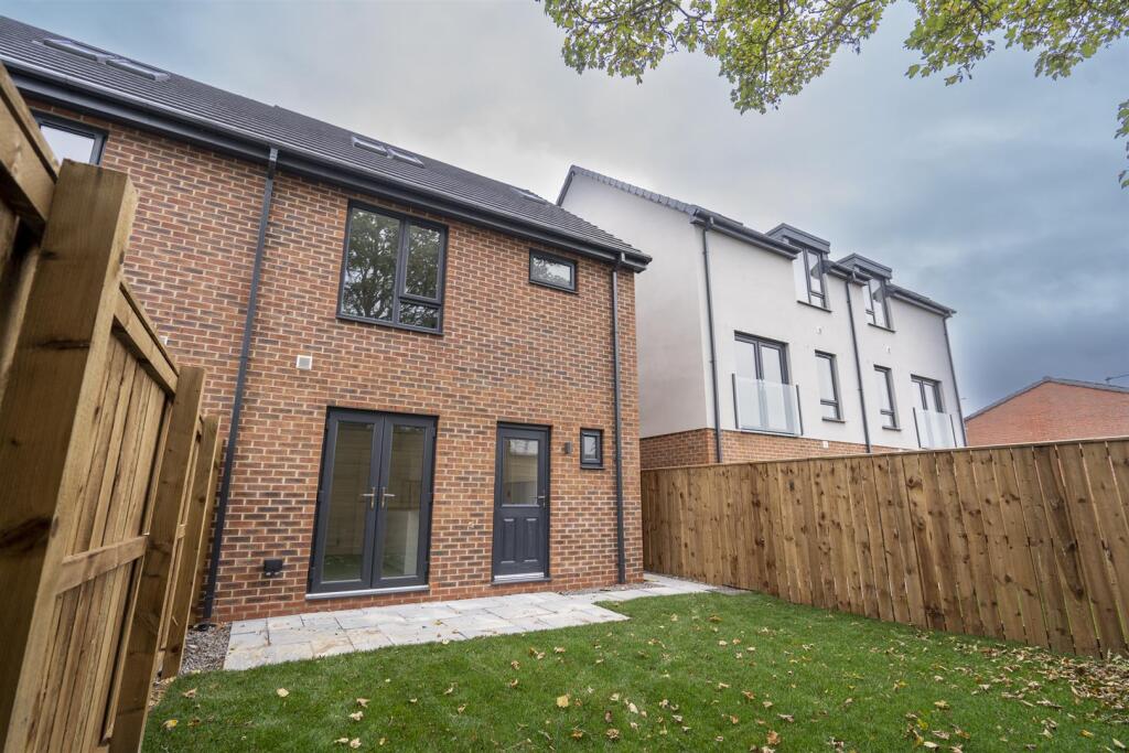 St Lawrence Place-38.jpg