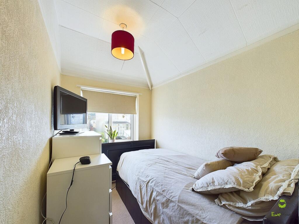 CAM04155G0-PR0015-STILL001