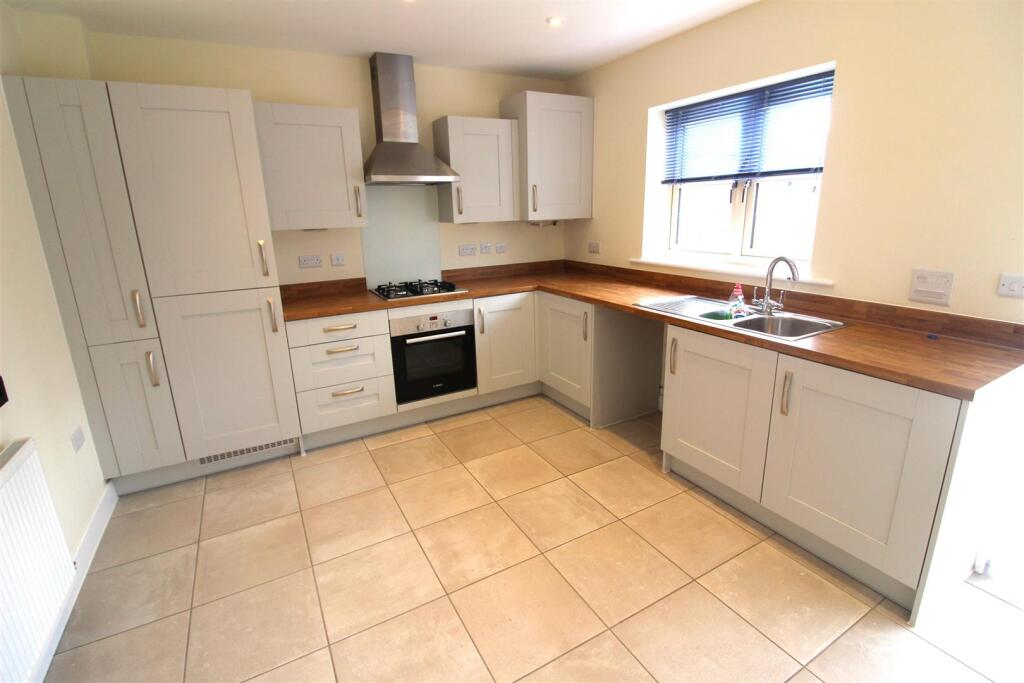 (Kitchen/Diner Photo Two)