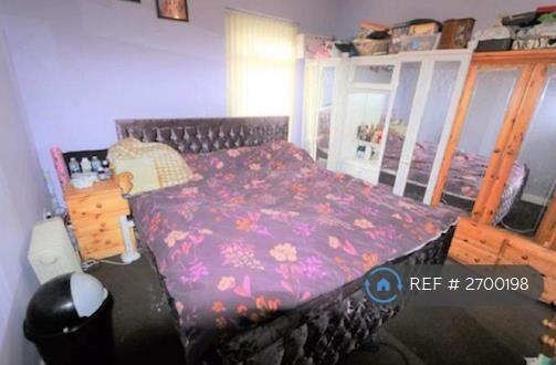 1st Bed
