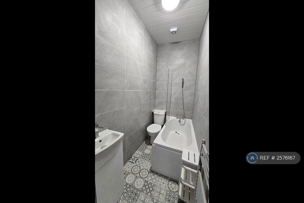 Bathroom: New