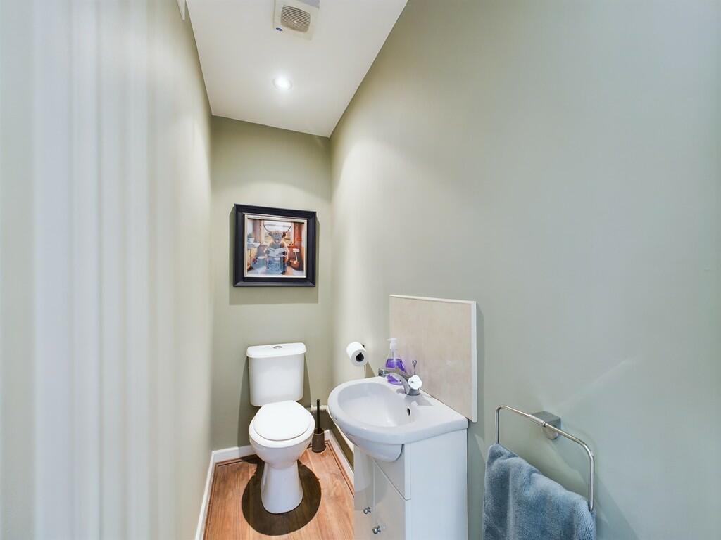 CAM02060G0-PR0260...