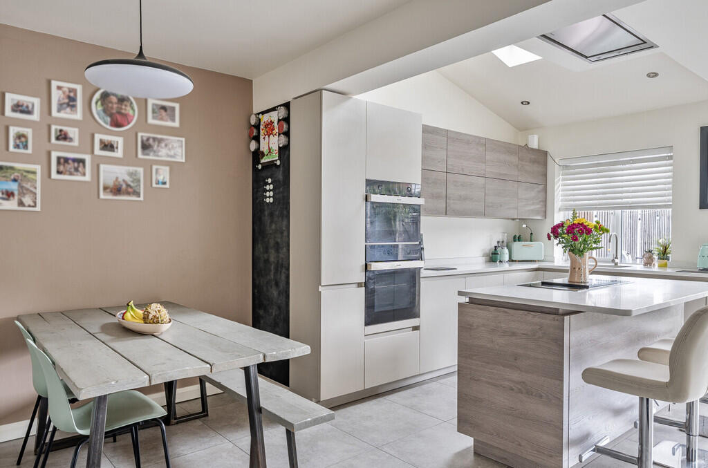 1342802-11-68a740...