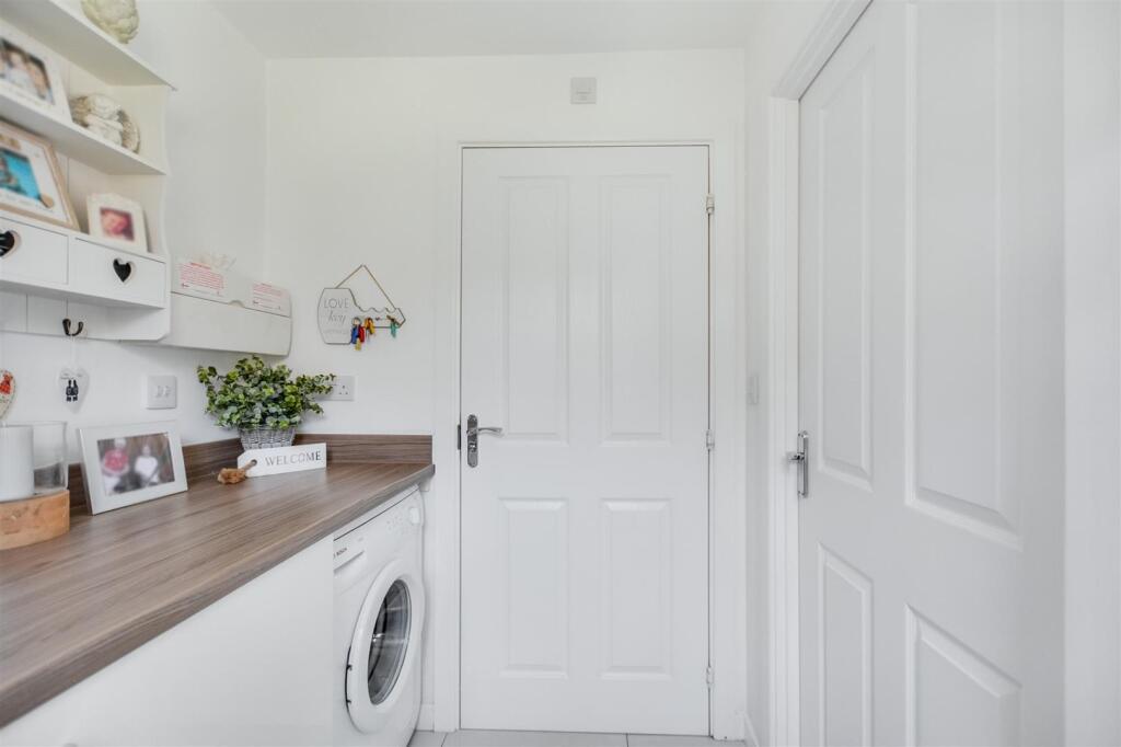 Utility Room_2.jpeg