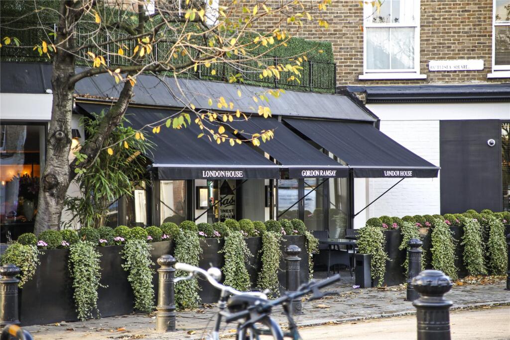 London House.JPG