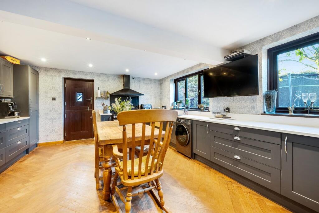 The Coach House HDR-23.jpg