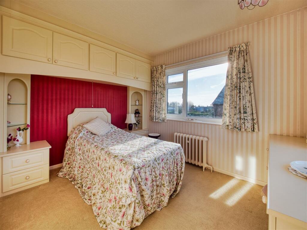 Bedroom2.jpg