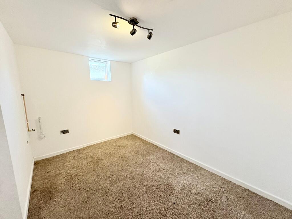 External Utility Store