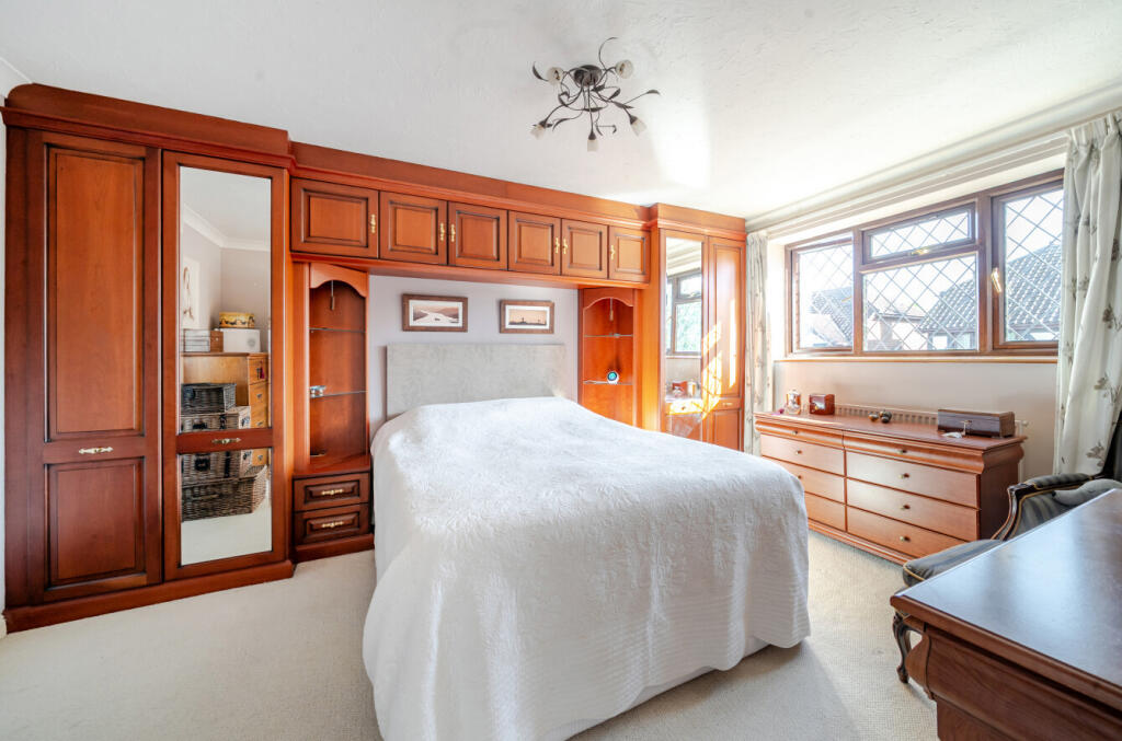 1346886-7-68b01c8...