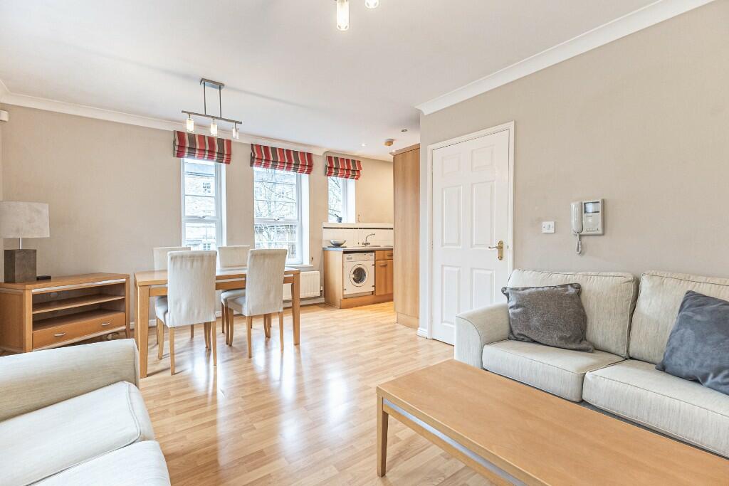 Living/Dining Room