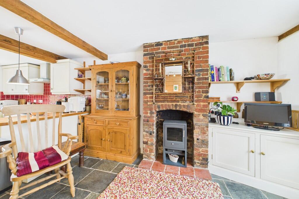 CAM01689G0-PR0488...