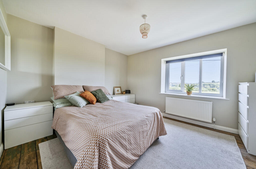 1335337-18-689b96...