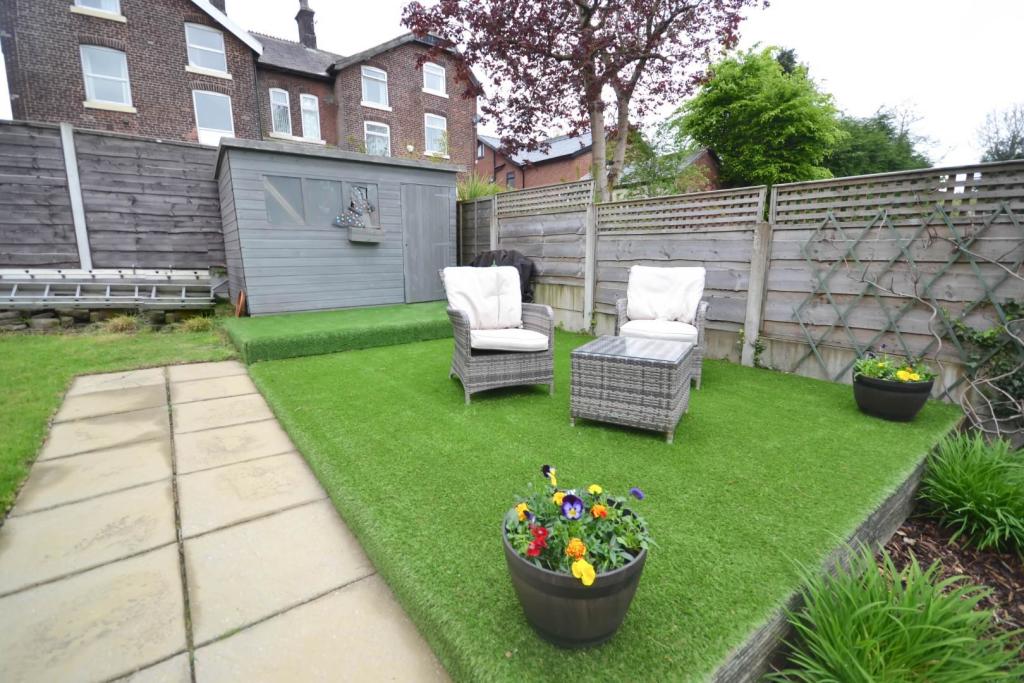 Outside - Rear Garden