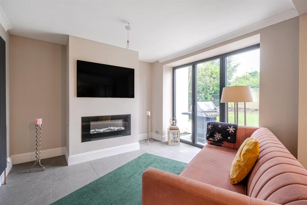 Kitchen/Diner/Family Room