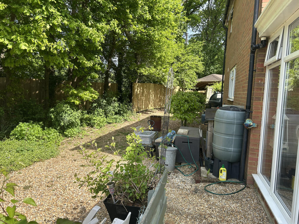 Photo 01-05-2025, 11 33 12