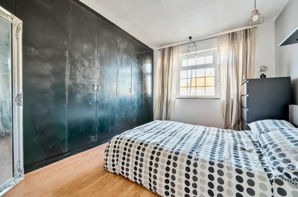 Davidson Frost-Wellings, DFW, Langland Crescent, S